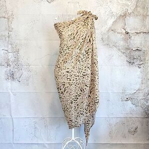 G brand animal print versatile oversized scarf or wrap 68"X48"